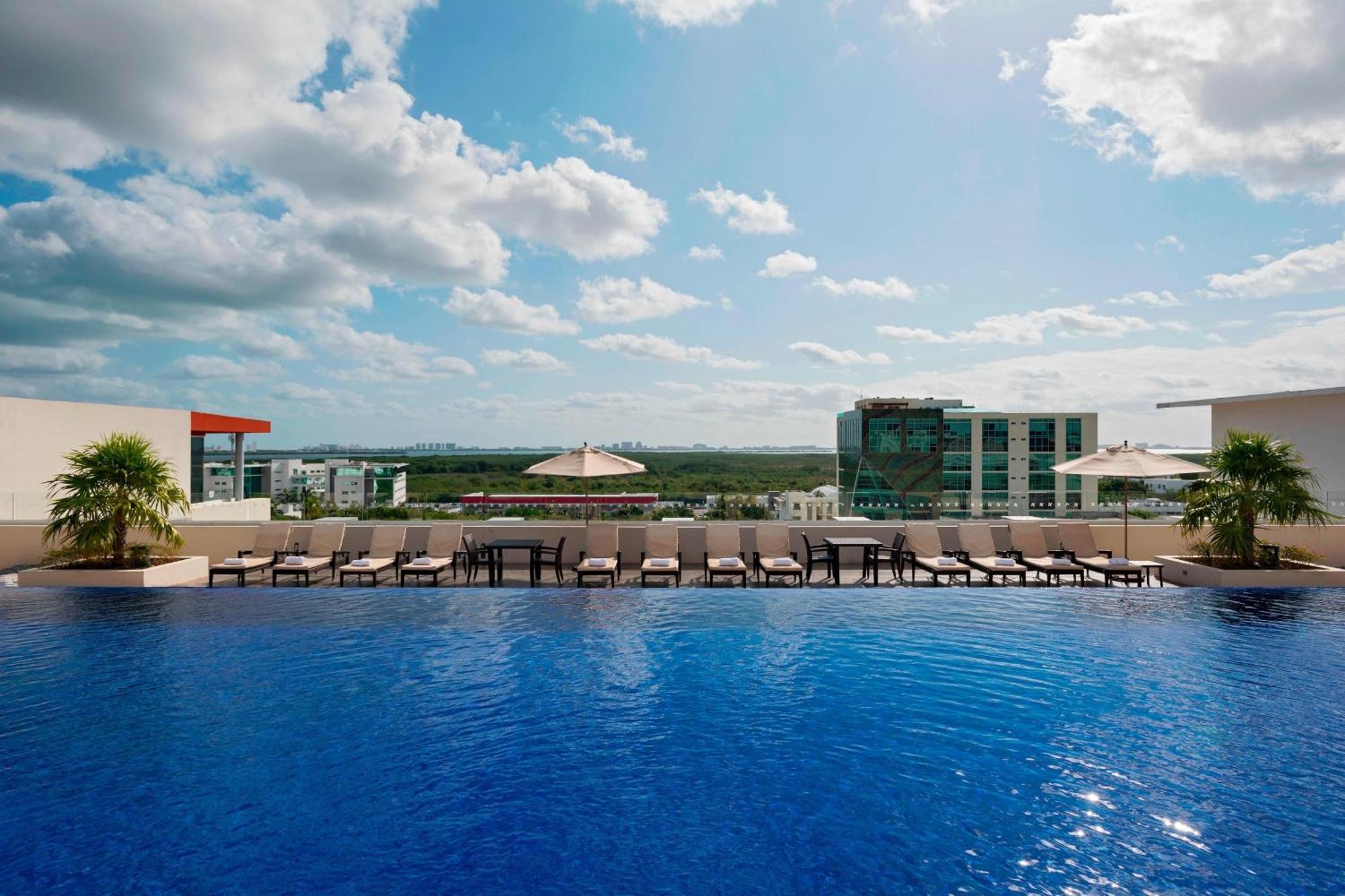 Four Points By Sheraton Cancun Centro Eksteriør bilde
