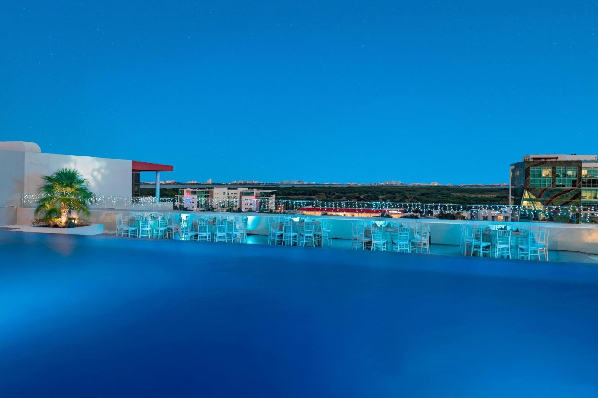 Four Points By Sheraton Cancun Centro Eksteriør bilde